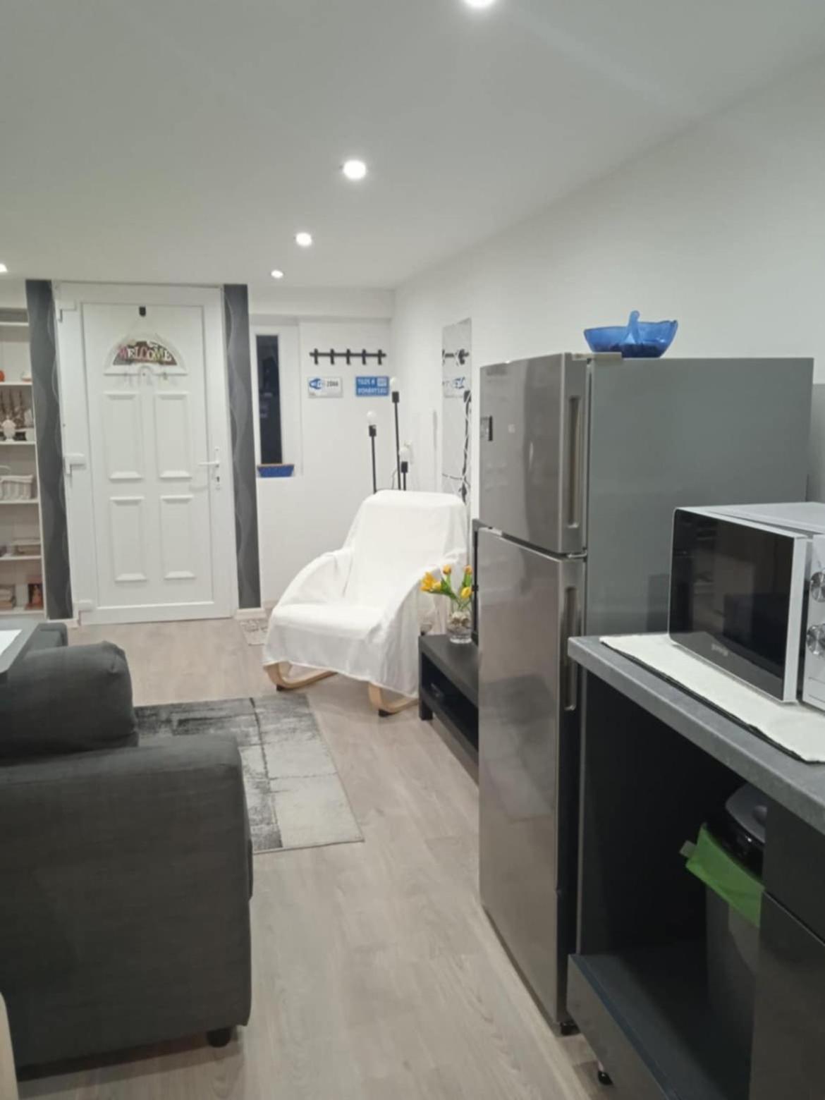 Dobozi Apartman ديبريتْسين المظهر الخارجي الصورة